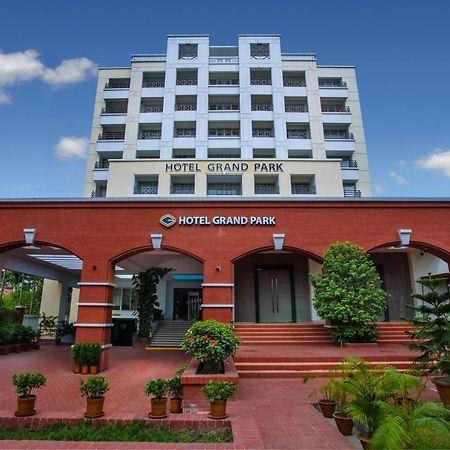 Hotel Grand Park Barishal المظهر الخارجي الصورة