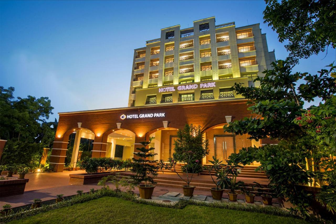 Hotel Grand Park Barishal المظهر الخارجي الصورة