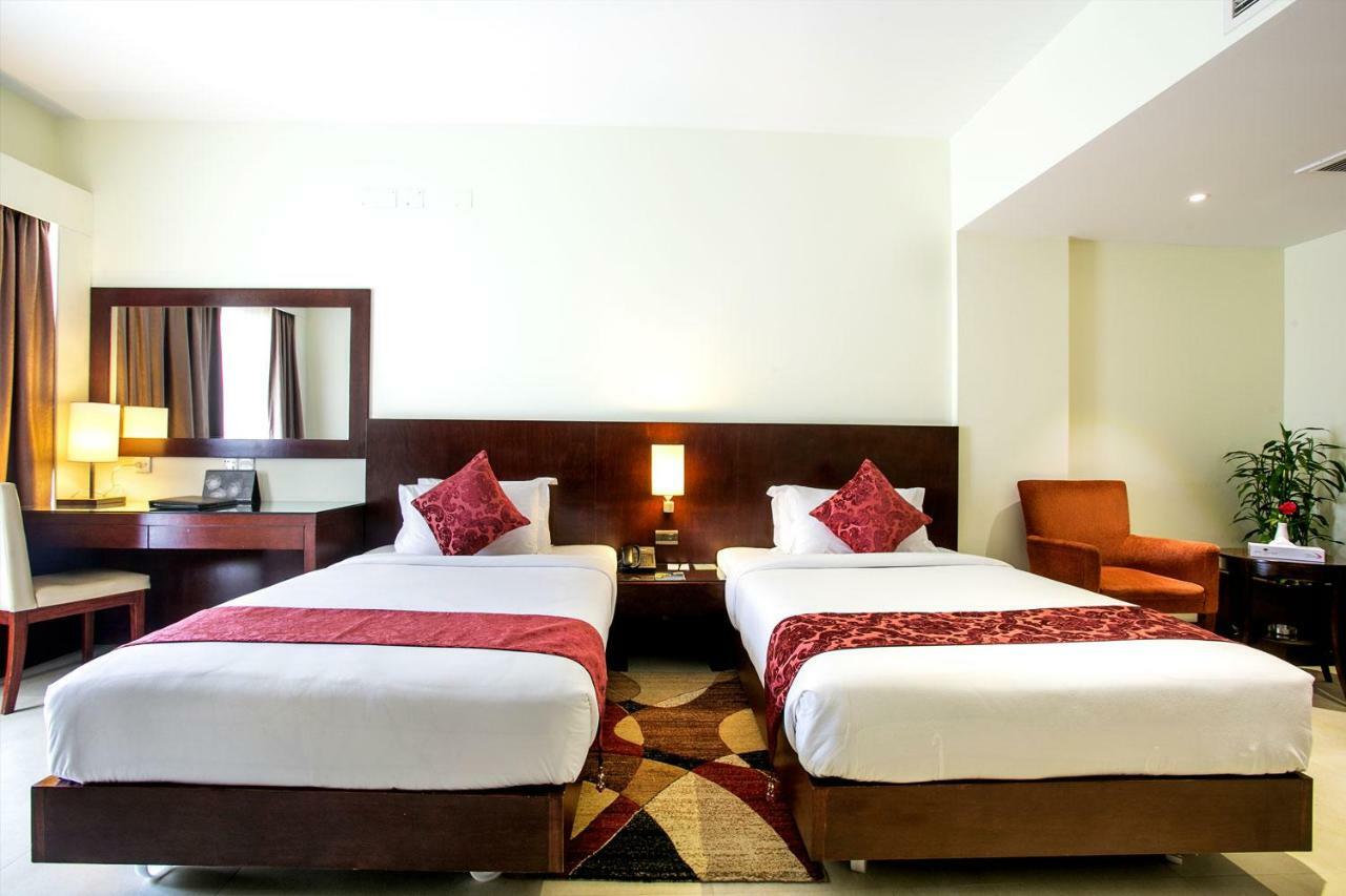 Hotel Grand Park Barishal المظهر الخارجي الصورة